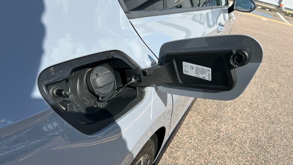 Used Volkswagen Golf 2024 for sale - 76074490: Photo 29