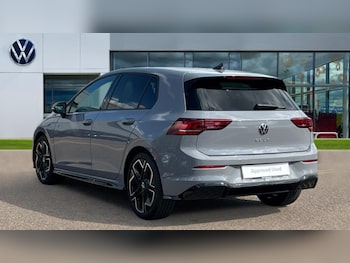 Used Volkswagen Golf 2024 for sale - 76074490: Photo