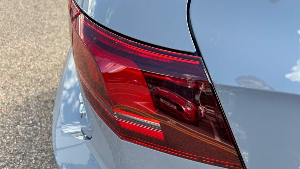 Used Volkswagen Golf 2024 for sale - 76074490: Photo 44