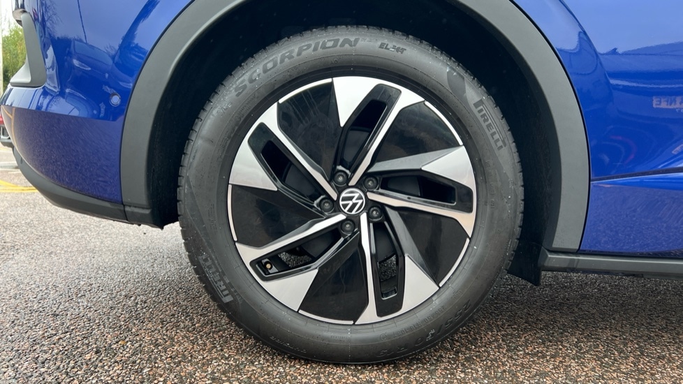 Used Volkswagen ID.5 2025 for sale - 76954458: Photo 5