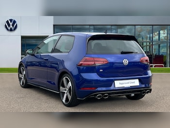 Used Volkswagen Golf 2018 for sale - 76146123: Photo