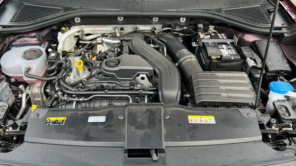 Used Volkswagen T-Roc 2024 for sale - 76873326: Photo 17