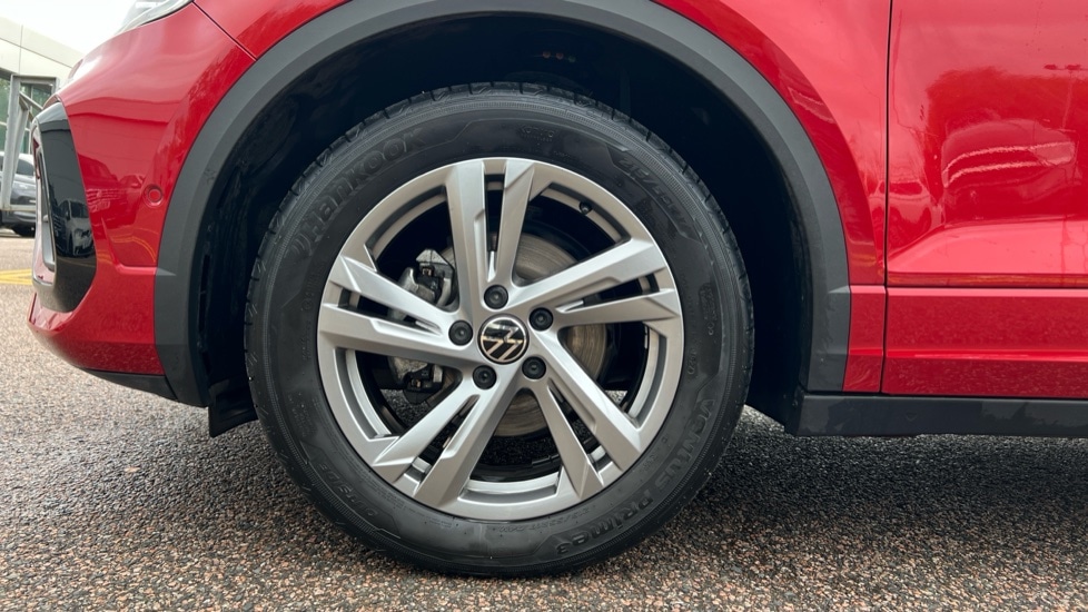 Used Volkswagen T-Roc 2024 for sale - 76873326: Photo 18