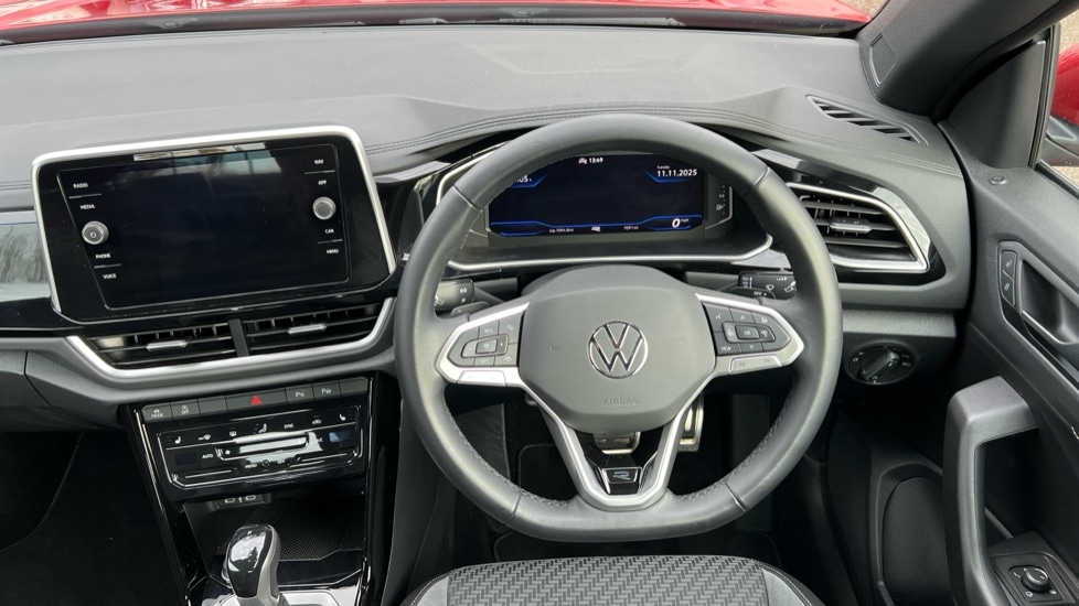 Used Volkswagen T-Roc 2024 for sale - 76873326: Photo 27