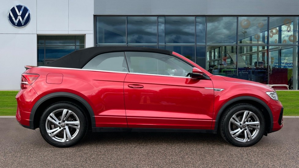 Used Volkswagen T-Roc 2024 for sale - 76873326: Photo 4