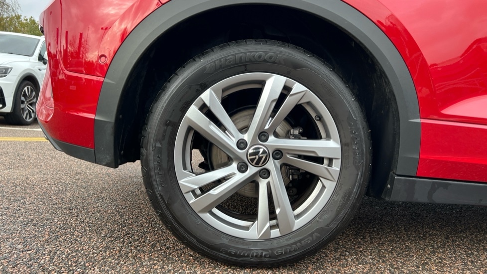 Used Volkswagen T-Roc 2024 for sale - 76873326: Photo 5