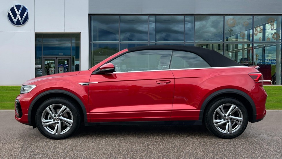 Used Volkswagen T-Roc 2024 for sale - 76873326: Photo 9
