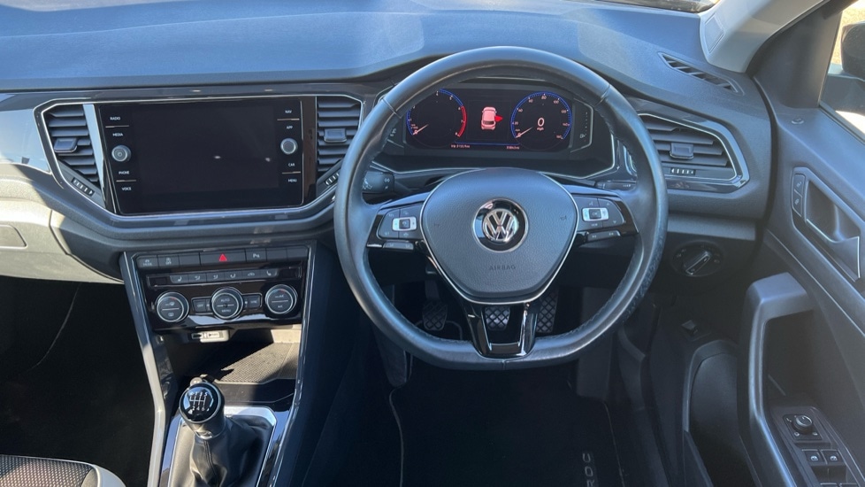 Used Volkswagen T-Roc 2018 for sale - 76190908: Photo 27