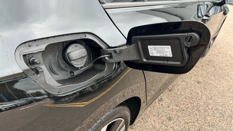 Used Volkswagen Golf 2025 for sale - 76870250: Photo 29