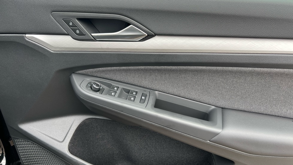 Used Volkswagen Golf 2025 for sale - 76870250: Photo 37