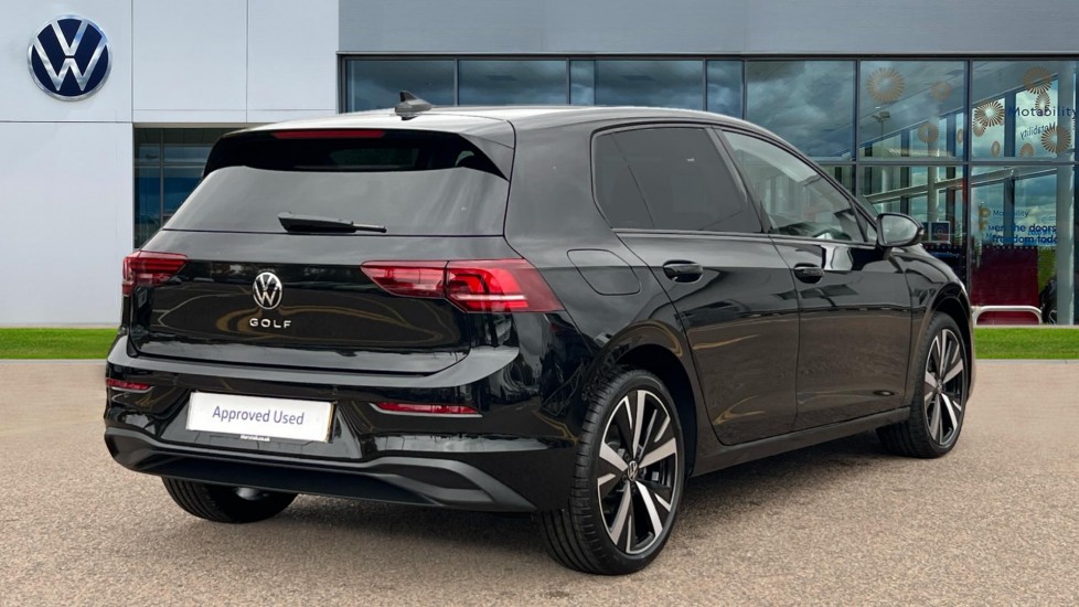 Used Volkswagen Golf 2025 for sale - 76870250: Photo 8