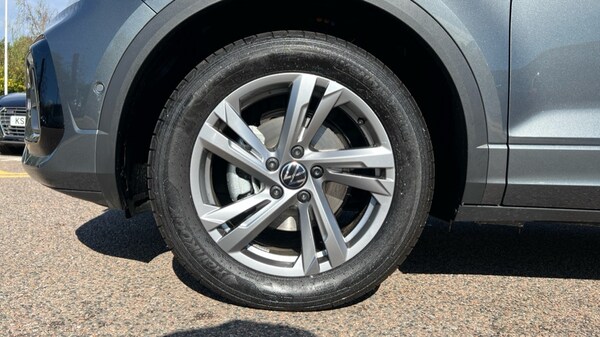 Used Volkswagen T-Roc 2025 for sale - 76328199: Photo 18