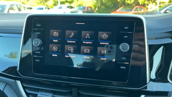 Used Volkswagen T-Roc 2025 for sale - 76328199: Photo 24