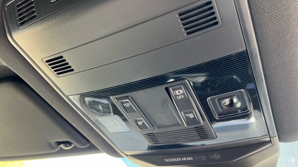 Used Volkswagen T-Roc 2025 for sale - 76328199: Photo 38