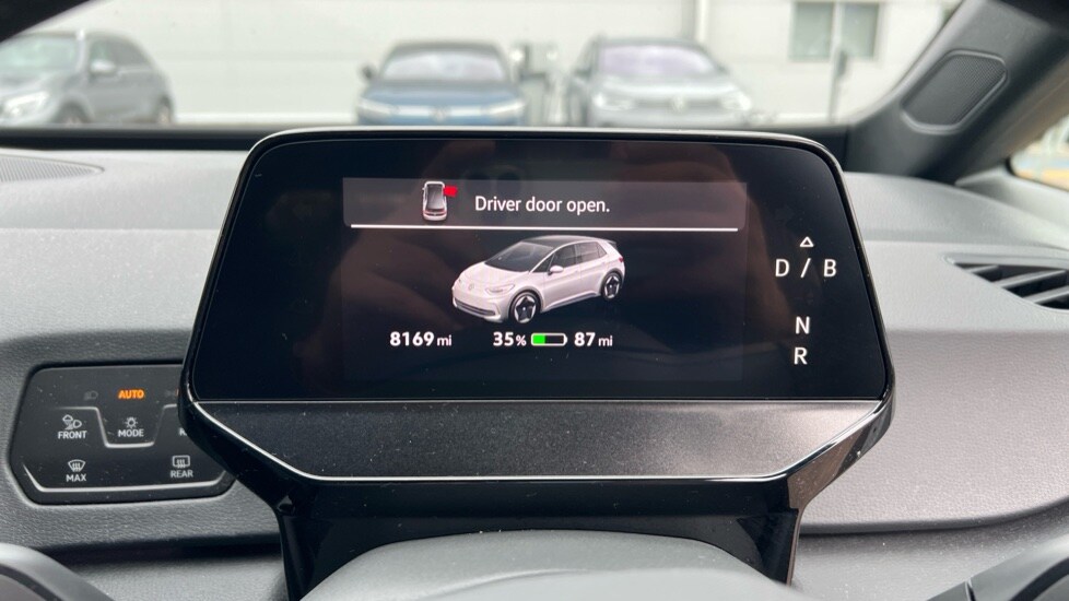 Used Volkswagen ID.3 2025 for sale - 76265490: Photo 14