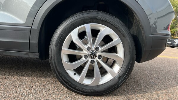Used Volkswagen T-Roc 2025 for sale - 75742776: Photo 19