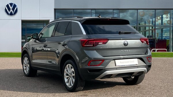 Used Volkswagen T-Roc 2025 for sale - 75742776: Photo 3