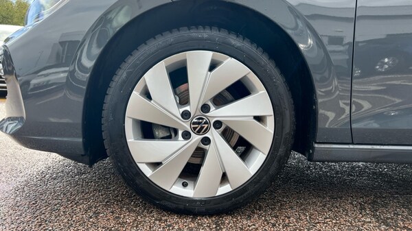 Used Volkswagen Golf 2024 for sale - 76241700: Photo 18