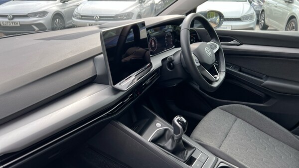 Used Volkswagen Golf 2024 for sale - 76241700: Photo 2