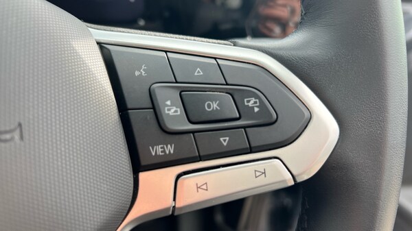 Used Volkswagen Golf 2024 for sale - 76241700: Photo 30