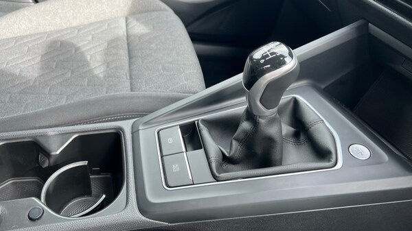 Used Volkswagen Golf 2024 for sale - 76241700: Photo 35