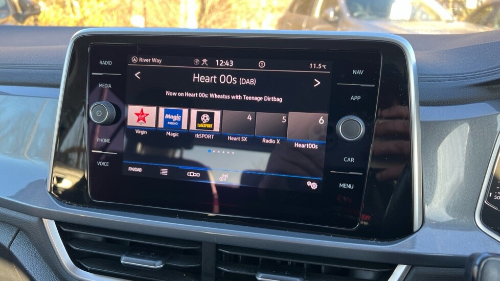 Used Volkswagen T-Roc 2022 for sale - 77057787: Photo 25