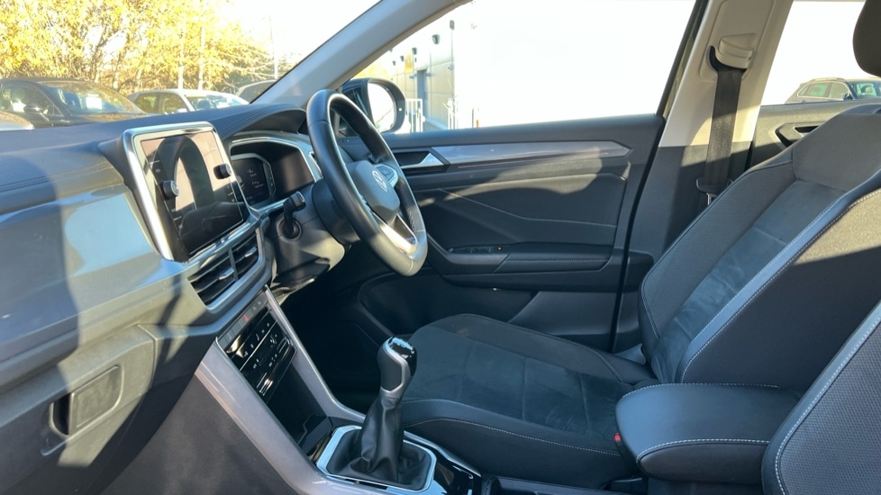 Used Volkswagen T-Roc 2022 for sale - 77057787: Photo 28