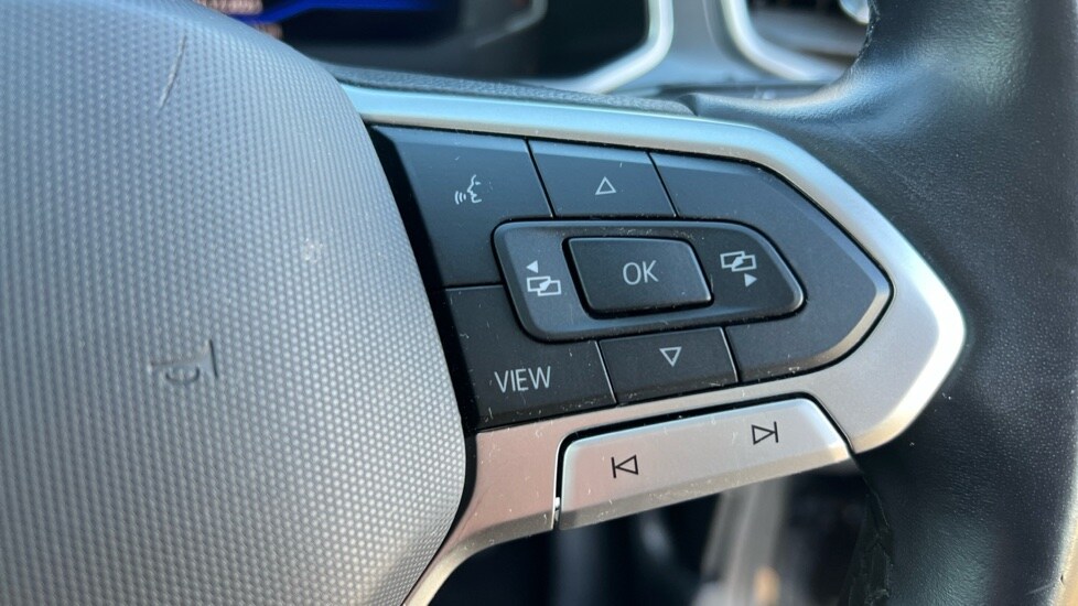 Used Volkswagen T-Roc 2022 for sale - 77057787: Photo 30