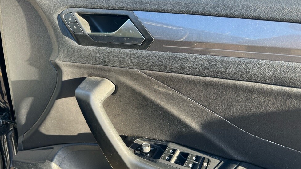 Used Volkswagen T-Roc 2022 for sale - 77057787: Photo 37