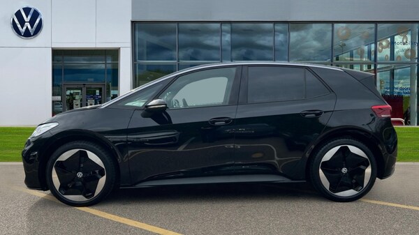 Used Volkswagen ID.3 2025 for sale - 76328095: Photo 9