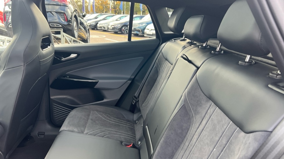 Used Volkswagen ID.4 2025 for sale - 76873448: Photo 15