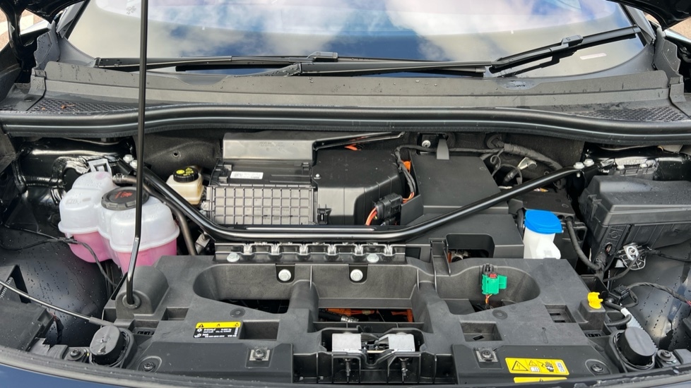 Used Volkswagen ID.4 2025 for sale - 76873448: Photo 17