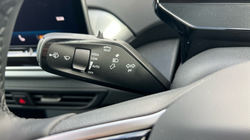 Used Volkswagen ID.4 2025 for sale - 76873448: Photo 33