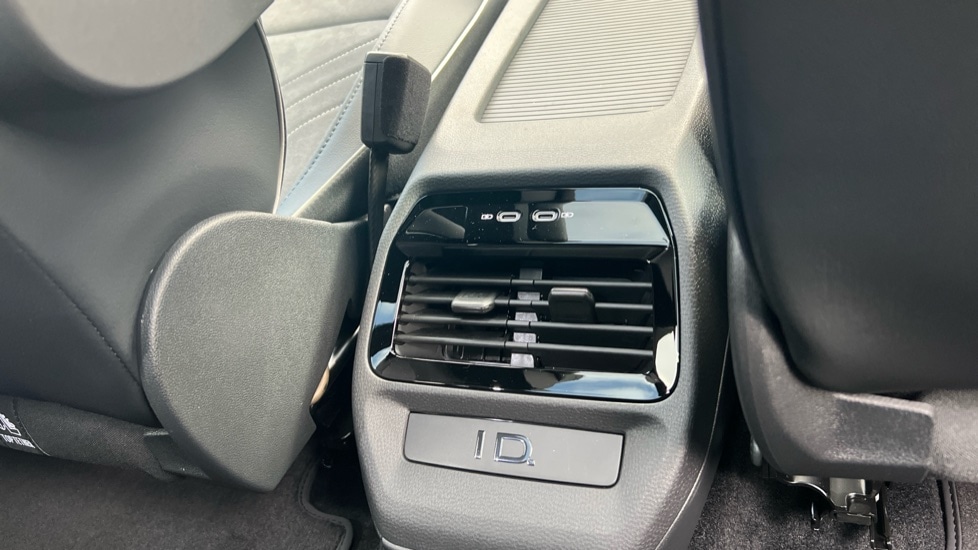 Used Volkswagen ID.4 2025 for sale - 76873448: Photo 34