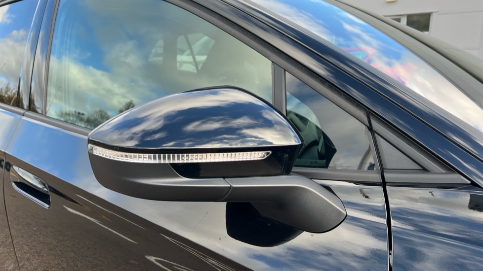 Used Volkswagen ID.4 2025 for sale - 76873448: Photo 42