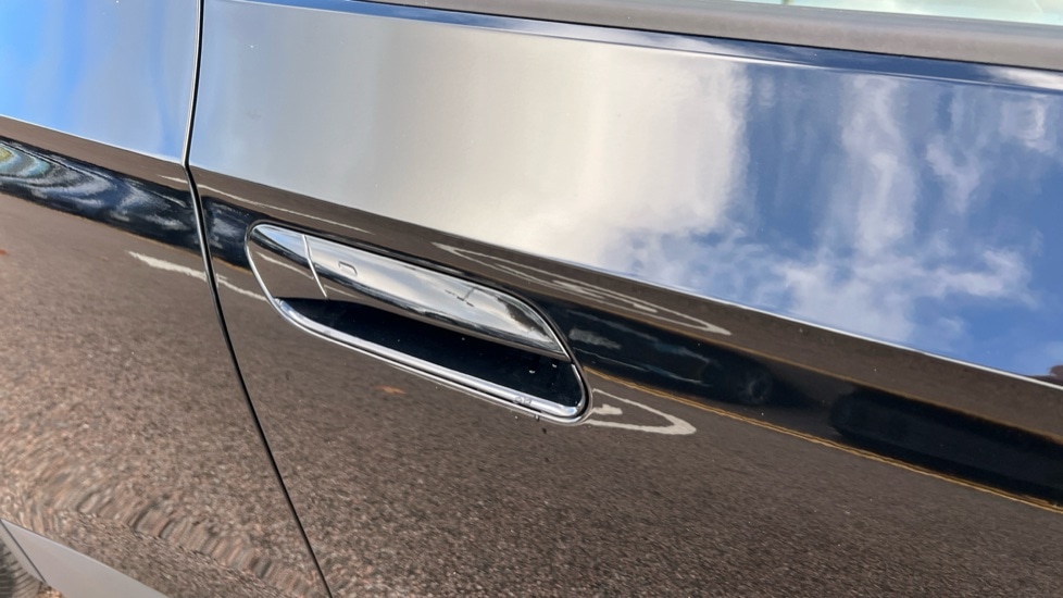 Used Volkswagen ID.4 2025 for sale - 76873448: Photo 43