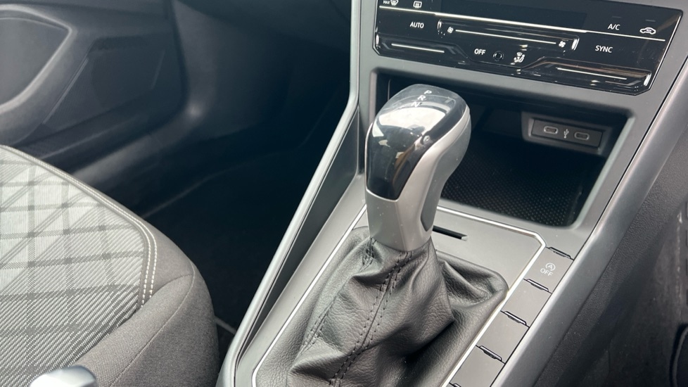 Used Volkswagen Polo 2024 for sale - 76873597: Photo 36