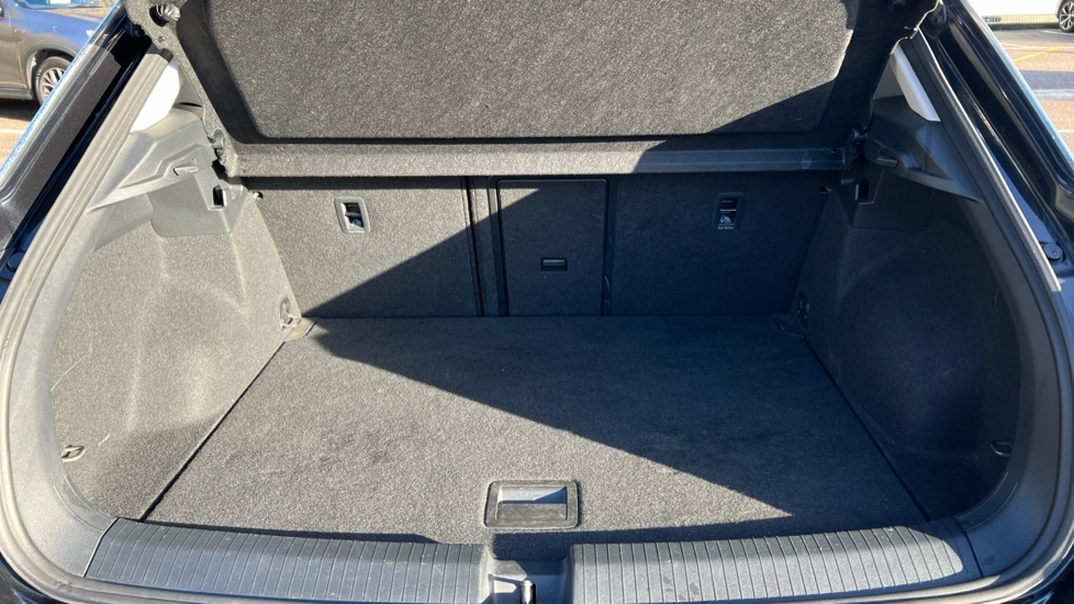 Used Volkswagen T-Roc 2022 for sale - 76873099: Photo 16