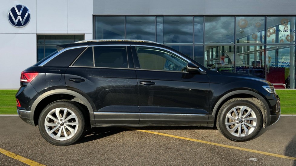 Used Volkswagen T-Roc 2022 for sale - 76873099: Photo 4