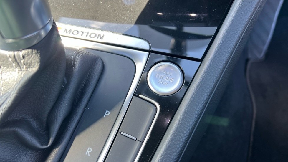 Used Volkswagen Golf 2017 for sale - 76191056: Photo 47