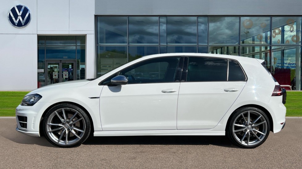 Used Volkswagen Golf 2017 for sale - 76191056: Photo 9