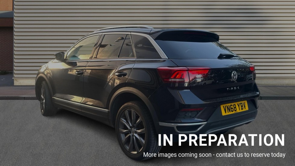 Used Volkswagen T-Roc 2018 for sale - 76140359: Photo 2