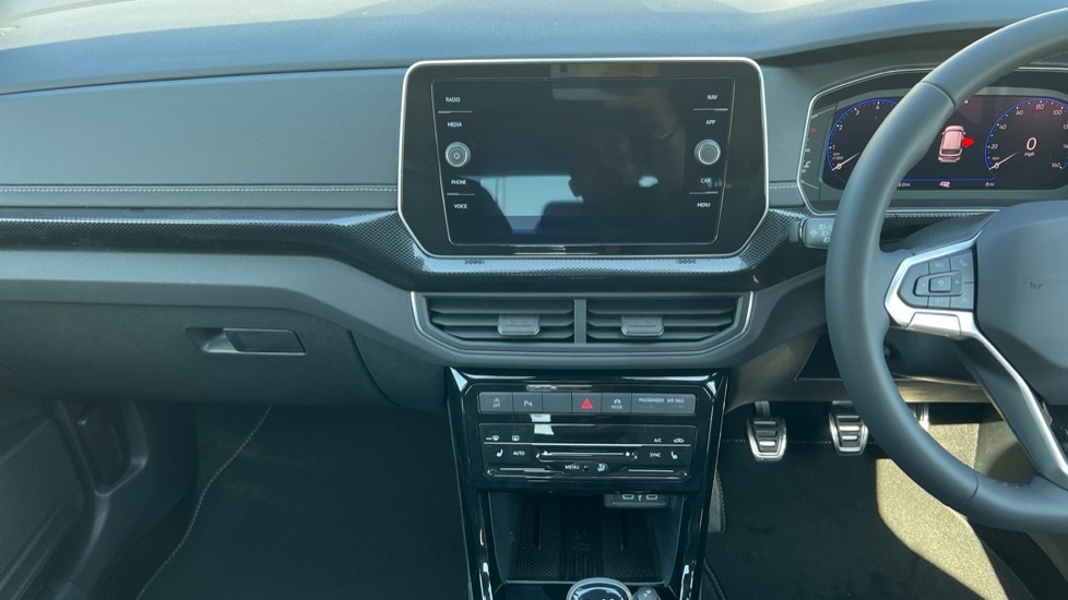 Used Volkswagen T-Cross 2025 for sale - 76869108: Photo 13