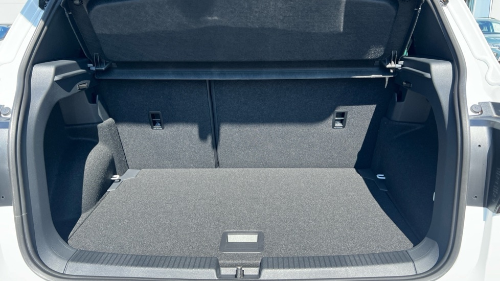 Used Volkswagen T-Cross 2025 for sale - 76869108: Photo 16