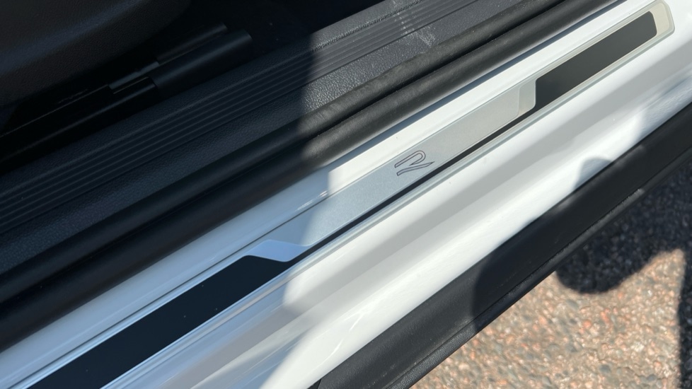 Used Volkswagen T-Cross 2025 for sale - 76869108: Photo 40