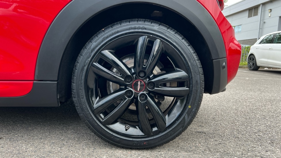 Used MINI Convertible 2019 for sale - 75996800: Photo 18