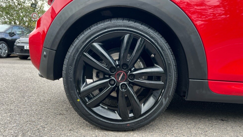 Used MINI Convertible 2019 for sale - 75996800: Photo 19