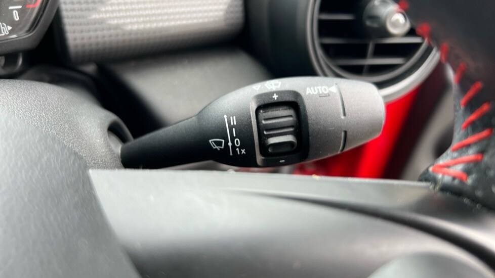 Used MINI Convertible 2019 for sale - 75996800: Photo 24