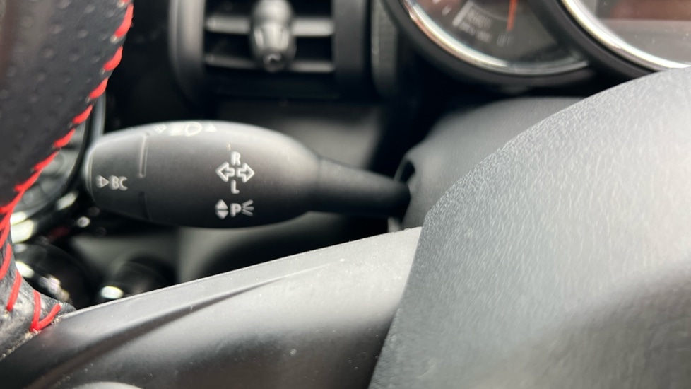 Used MINI Convertible 2019 for sale - 75996800: Photo 25