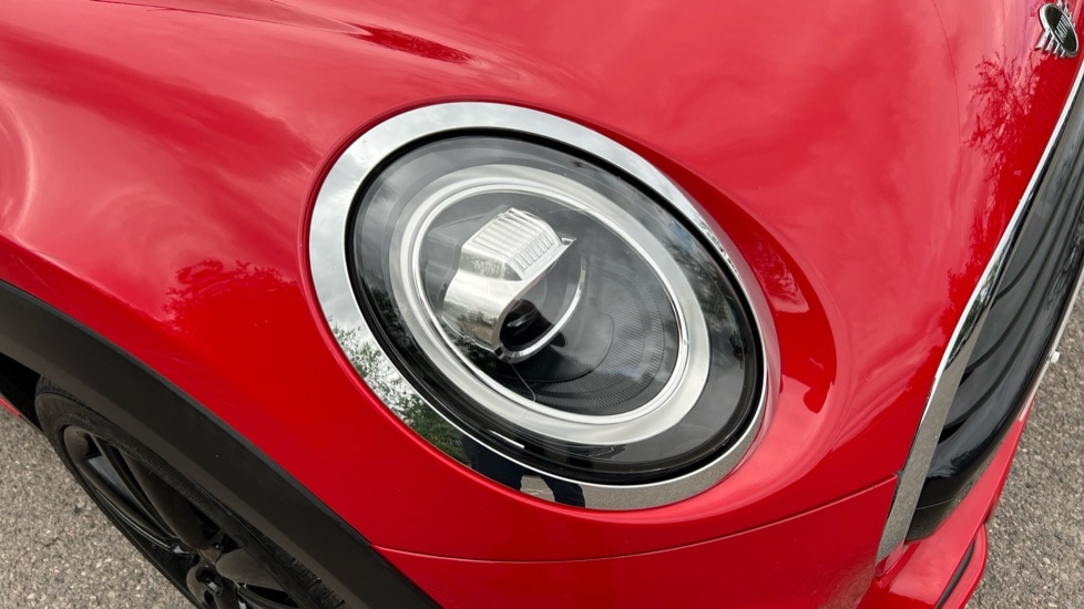 Used MINI Convertible 2019 for sale - 75996800: Photo 38